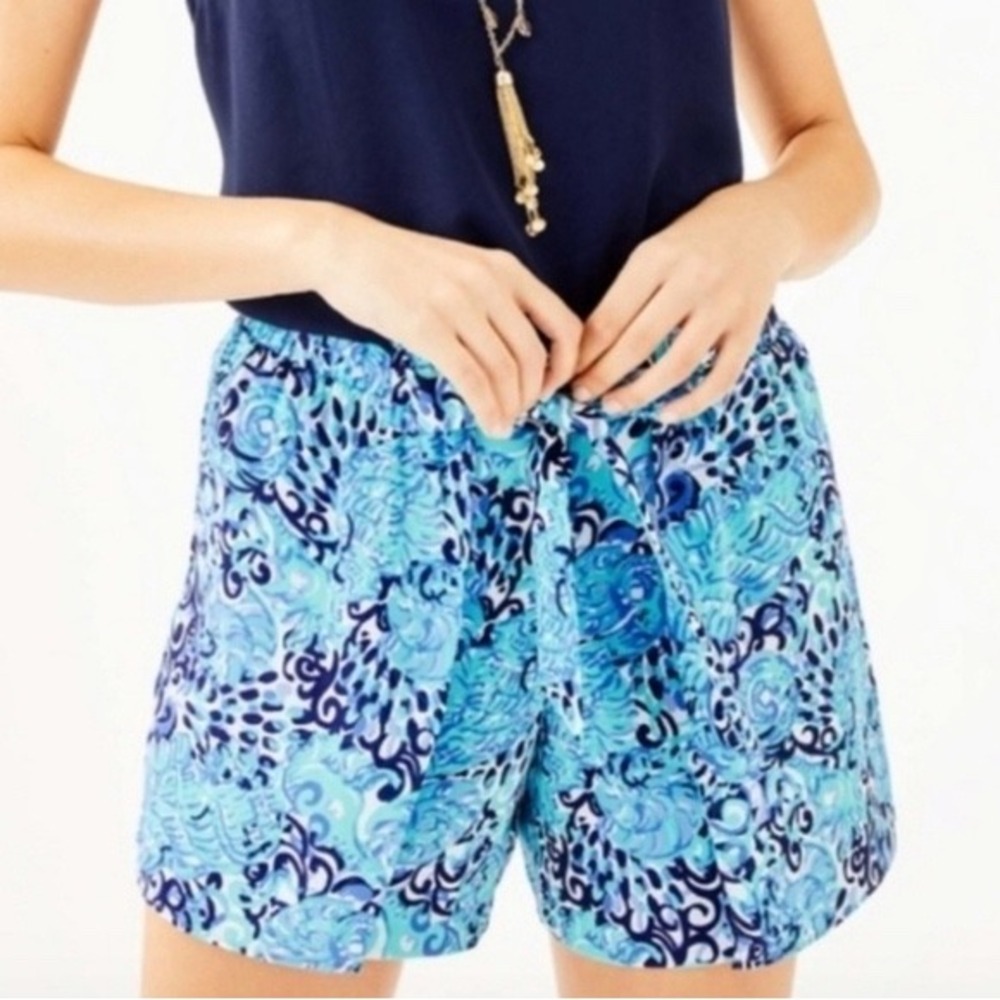 Lilly Pulitzer Mylee Shorts Blue Pink White Pattern Tie Waist Size 4